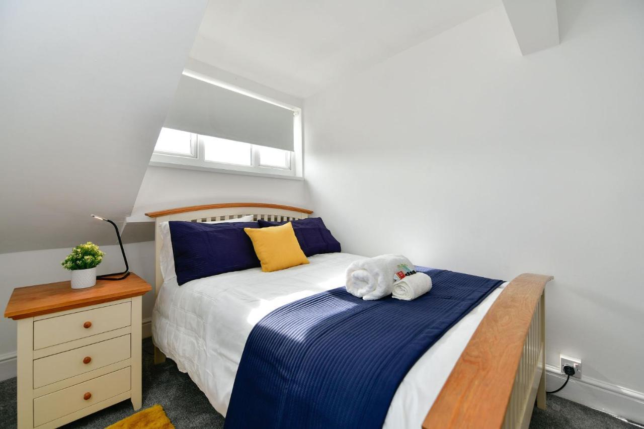 Spacious 2 Bedroom Apartment In The Heart Mumbles The Mumbles Exterior foto